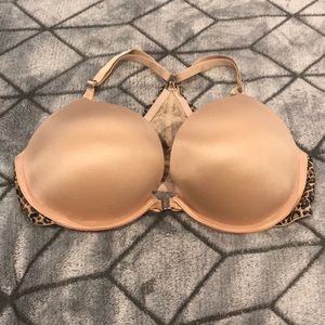 Tan leopard Victoria’s Secret bra 36D